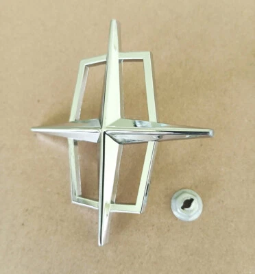 NEW 1962 to 1969 Lincoln Continental Hardtop Chrome Roof Star emblem - Image 1 of 2