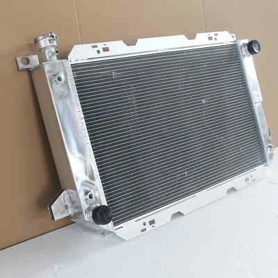 Алюминиевый радиатор 3 ряда для Ford серии F 1985-1997 Bronco 1985-1996 AT/MT 1451 - Изображение 1 из 4