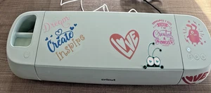 Cricut Explore 3 Die Cutting Machine CXPL203B Bluetooth Explore 3 -D1D7 L@@K! - Picture 1 of 12