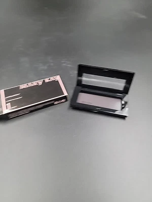 Paleta de sombras de ojos recargables Mary Kay Petite 114610 Foto 1 de 4