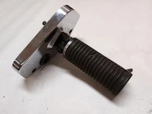 Kawasaki Vulcan 88 VN1500 front right footrest with cover Fits 1987-1994 - Picture 1 of 2