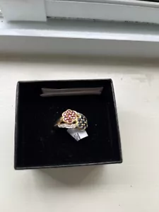 10 K GOLD WOMENS RING RED RUBY DIAMOND AND NOT SURE OF THIRD STONE - Picture 1 of 11