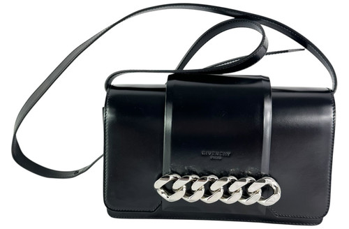 GIVENCHY Borsa a tracolla Infinity Flap in pelle nera con catena Made in Italy
