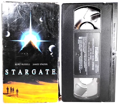 Stargate (Artisan  Entertainment, 1995) Kurt Russell - Image 1 of 4