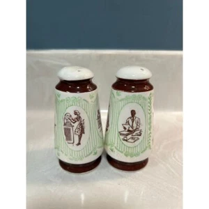 Salt And Pepper Shakers Mother Pepper Upper Dad Salt Of The Earth Japan Vintage - Foto 1 di 4