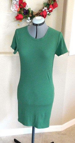 UNDERCOVER Abito Victoria's Secret ROSA verde bodycon manica corta taglia Large L spiaggia nuovo senza etichette