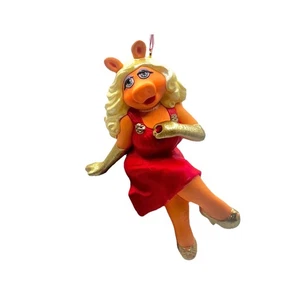 Hallmark Miss Piggy Muppets Ornament 2015 “Paris or Bust” Sound Works - Picture 1 of 5