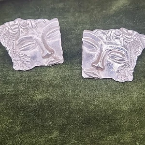 Göttin Geisha Buddha Gesicht Ohrringe JJ Jonette silberfarben 80er Jugendstil Vintage - Bild 1 von 7