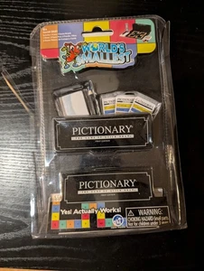 PICTIONARY più piccolo del mondo disegno gioco da tavolo giocattolo miniatura NUOVO  - Foto 1 di 2