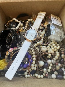 10lb Mixed Mystery Craft Jewelry Lot #263 - Picture 1 of 4