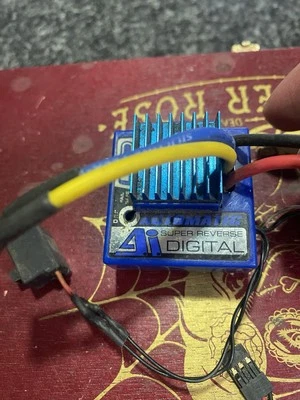 LRP Ai SUPER REVERSE DIGTAL BRUSHED ESC LOSI ASSOCIATED ! Tested Works RC - Image 1 of 4