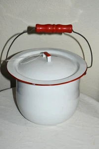 Vintage WHITE PORCELAIN ENAMELWARE red Rim Chamber Pot Belrox Ware VGC - Picture 1 of 10