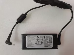 For Samsung NP900X3G NP940X3G NP900X4C NP900X4D NP740U3E 19V 21A 40W Genuine NEW - Picture 1 of 6