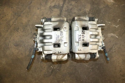 Pinzas de freno delanteras izquierda derecha Subaru BRZ Toyota 86 2017-2020 OEM Foto 1 de 4