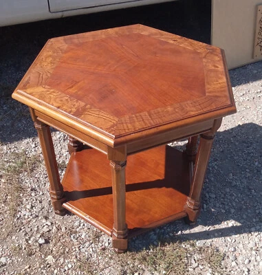 Cherry Inlaid Hexagon Mersman End Table / Side Table  (ET668) - Image 1 of 4