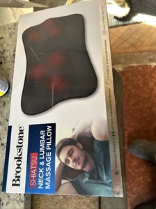 Brookstone Shiatsu Neck and Lumbar Massager, Deep Kneading Massage Pillow NEW - Picture 1 of 4