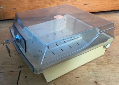 Floppy Disc Storage Complete with Lock, 2 Keys VGC - Image 1 of 4