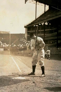 Lou Gehrig Retires In Yankee Stadium Wall Art Home Decor - POSTER 20x30 - Picture 1 of 4