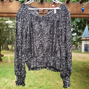 American Rag Black, White and Silver Star Long Sleeve Blouse - XL - Picture 1 of 17