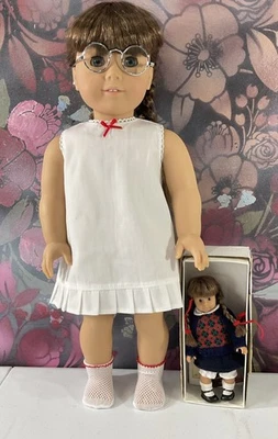 American Girl Pleasant Company Molly McIntire Doll Molly’s White Slip Lot - Image 1 of 4
