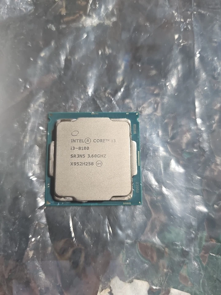 INTEL CORE I3-8100 PROCESSOR 3.60GHZ SR3N5.    #s13 - Image 1 of 1