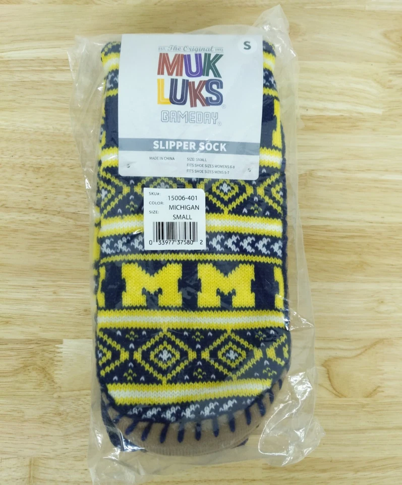 MukLuks Slipper Socks Womens Size 6-8 Small University Michigan Wolverines - Image 1 of 3