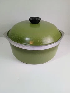 Utensilios de cocina Club horno holandés 4 cuartos olla de aluminio verde aguacate de colección con tapa - Imagen 1 de 7