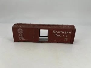 Tyco #84567 HO Scale Southern Pacific Box Car SHELL ONLY Fair Condition - Picture 1 of 6