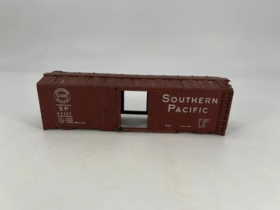 Tyco #84567 HO Scale Southern Pacific Box Car SHELL ONLY Fair Condition - Image 1 of 4