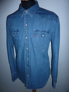 Las mejores ofertas en Tamaño Regular Levi's Denim Informal Con Botones  camisas para hombres | eBay