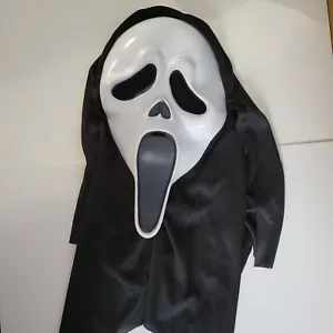 Easter Unlimited Scream Mask 2016 White Black 8988 Halloween Scary Ghostface - Picture 1 of 8
