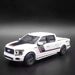 2015-2020 Ford F150 Lariat FX4 Pick-Up Camion Bianco 1:64 Scala Modellino Auto - Foto 1 di 7