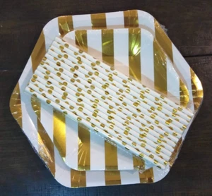 Gold/White Paper Dinner Plates x 10 & Dessert Paper Plates x 10 & Straws x 25 - Picture 1 of 2