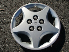 One factory 2000 to 2005 Chevy Cavalier 14 inch bolt on hubcap wheel cover