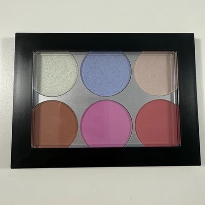 Paleta holográfica para rostro y mejillas Sephora Foto 1 de 4
