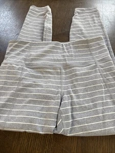 Athleta High Waist Gray Stripe Leggings Medium M EUC 7/8 Lengths - Picture 1 of 6