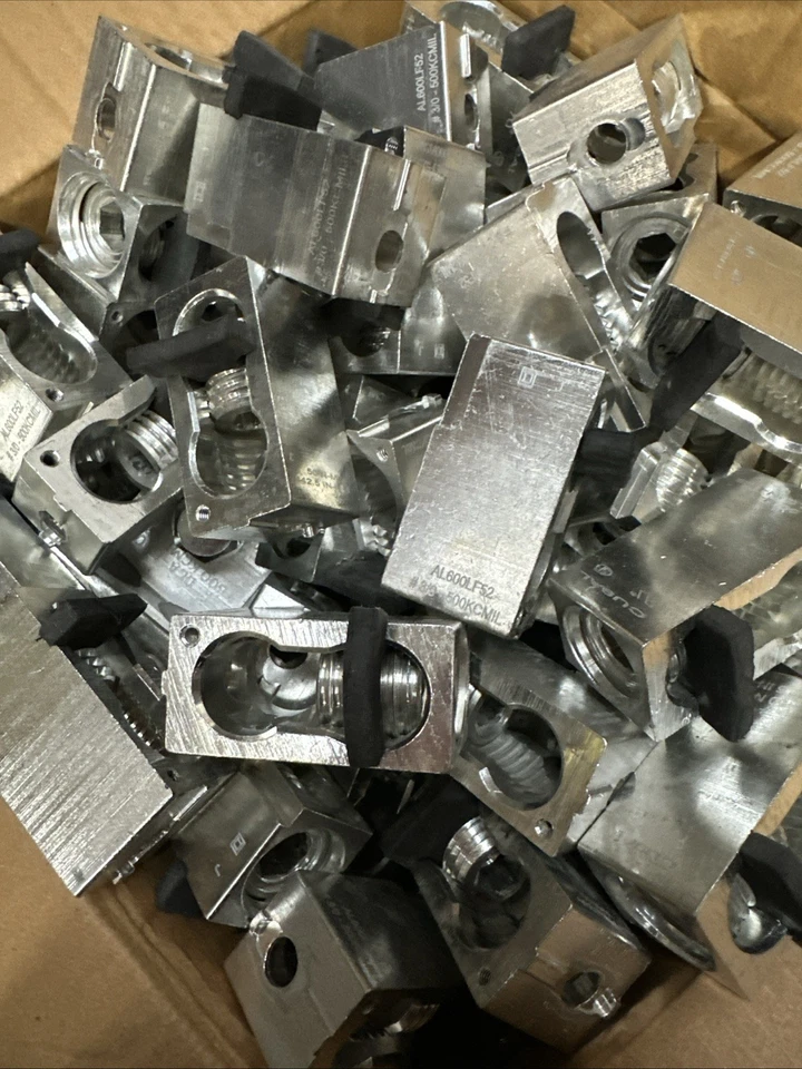 🔴Square D AL600LF52 铝制机械断路器凸耳单元 # 3/0 500KCMIL!!️ — 第 1/1 张图片