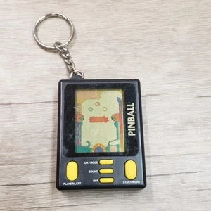 1997 MGA Entertainment Vintage LCD PinBall Golf Keychain Game *Tested - Picture 1 of 5