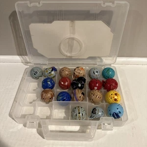 Bakugan Battle Brawlers Figuren Konvolut mit Koffer und 2 Zoobles - Bild 1 von 6