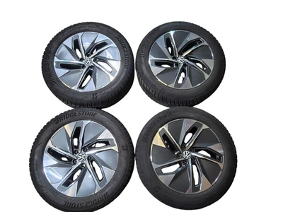 Original VW ID4 ID5 Winter Felgen 235 55 19 255 50 19 Bridgestone Winterräder - Bild 1 von 4
