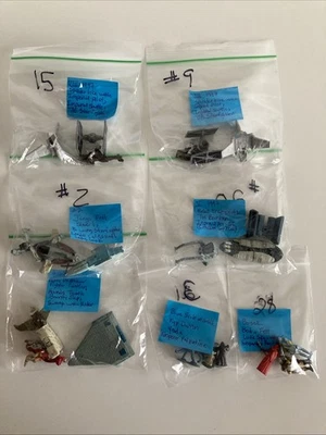 Lote De Colección De 23 Micro Máquinas y Personajes Star Wars / Personas #C Foto 1 de 4