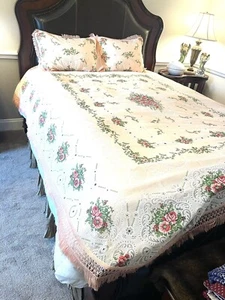 Vintage Coverlet And Pillow Shams - Picture 1 of 7