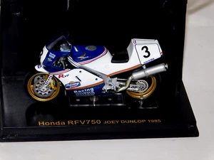 Honda 750 J. Dunlop Winner 1985 #3 IXO Junior BIXJ000010 1/24 - Bild 1 von 3