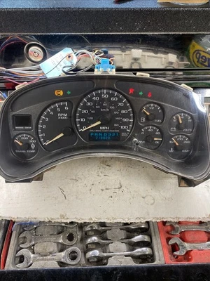 Cuadro de instrumentos Chevy GMC Silverado Sierra 2500HD 1999-2002 transmisión temperatura 169 k Foto 1 de 4