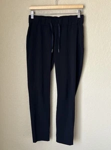 Lululemon On The Fly Back Crop Pant - Picture 1 of 6