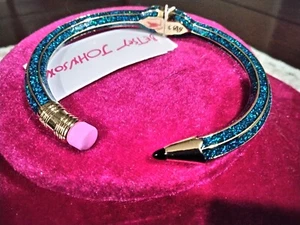 Betsey Johnson Bleistift Armreif Armband Lehrer Schmuck Gitter Schule blau türkis - Bild 1 von 9