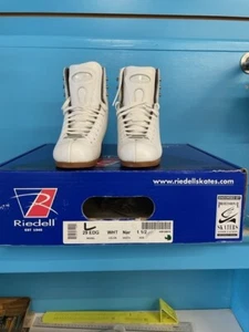 Riedell Edge29 size 1.5N  Boots only NEW - Picture 1 of 3