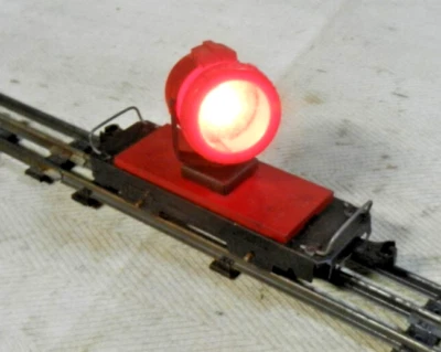 Marx 6 inch Red & Black Searchlight Car w Plastic Light- working, PK couplers - Image 1 of 4
