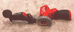 Milwaukee 2522-20 3 pollici Seghetto da taglio M12 CARBURANTE 12V brushless senza fili SOLO STRUMENTO - Foto 1 di 10