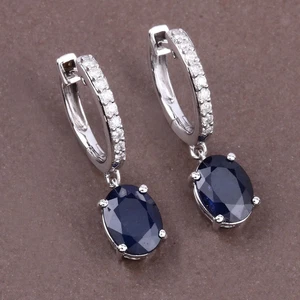 Pendiente de diamantes de zafiro natural de corte ovalado de 5,60 quilates de oro blanco macizo de 14 quilates - Imagen 1 de 5
